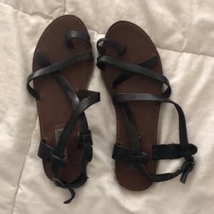 Steven madden black sandals